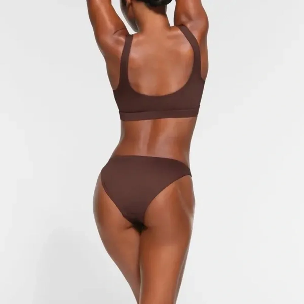 NWT SKIMS Swim Mid Waist Bottoms-Cocoa